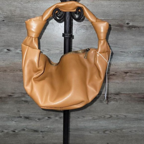 Malibu Skye Knotted Shoulder Bag - Picture 1 of 3